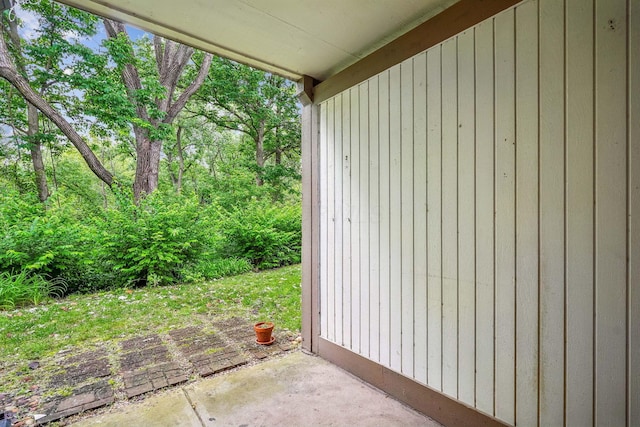 1450 Cliff Ct Unit 25, Columbus, OH 43204 - view of patio