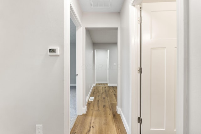 3998 Scioto Darby Creek Rd, Hilliard, OH 43026 - hall featuring light wood-style flooring and baseboards