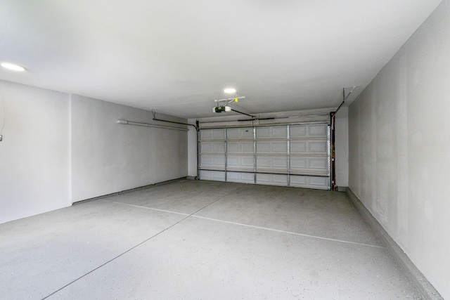 3998 Scioto Darby Creek Rd, Hilliard, OH 43026 - garage featuring a garage door opener