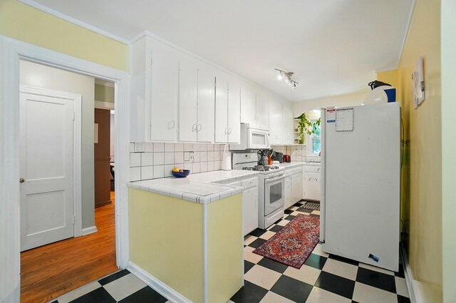 228 N Pearl St, Granville, OH 43023 - photo 12