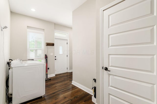 626-628 Wilson Ave, Columbus, OH 43205 - washroom featuring baseboards, dark wood-style floors, washing machine and clothes dryer, and recessed lighting