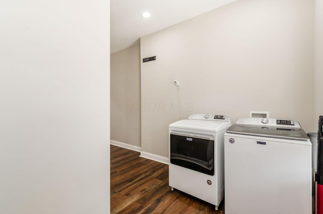 626-628 Wilson Ave, Columbus, OH 43205 - laundry area featuring washer and clothes dryer, dark wood finished floors, baseboards, and recessed lighting