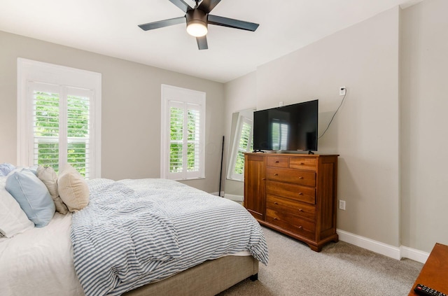 626-628 Wilson Ave, Columbus, OH 43205 - carpeted bedroom featuring baseboards and a ceiling fan