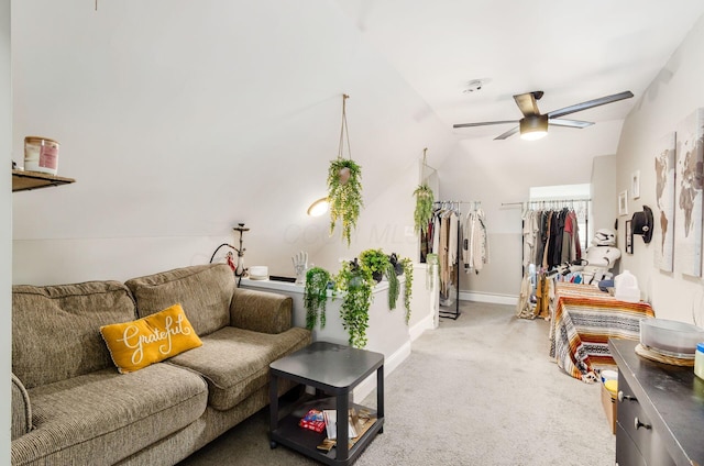 626-628 Wilson Ave, Columbus, OH 43205 - living area featuring vaulted ceiling, light carpet, a ceiling fan, and baseboards