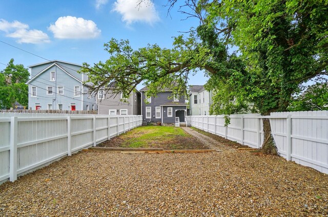 517 S Champion Ave, Columbus, OH 43205 - view of fenced backyard