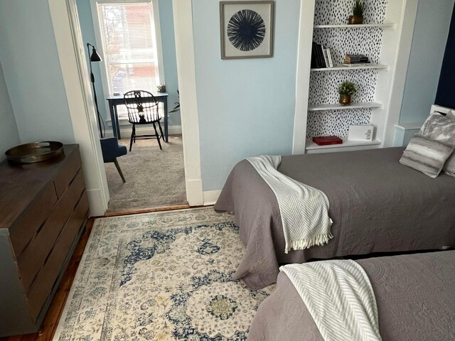 323 E Kossuth St, Columbus, OH 43206 - bedroom featuring baseboards