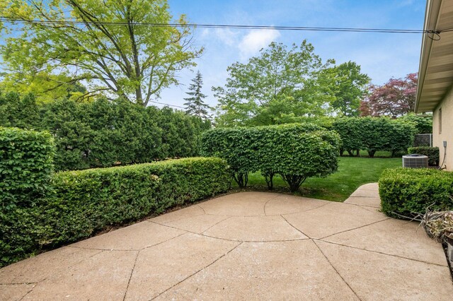 2105 Chardon Rd, Columbus, OH 43220 - view of patio / terrace featuring central AC unit