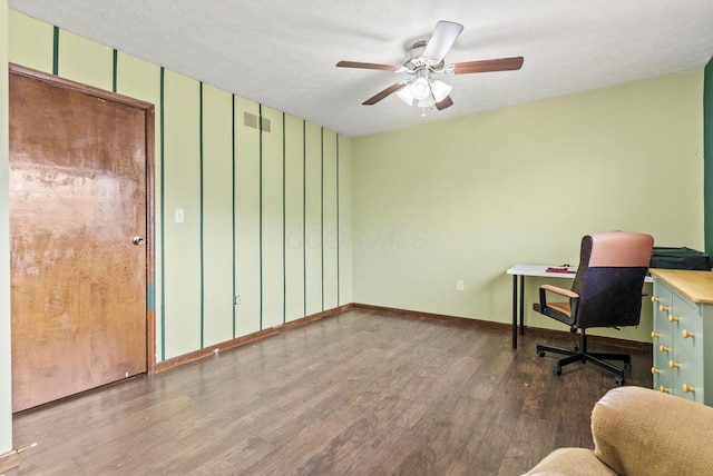 5722 Jousting Ln Unit B, Columbus, OH 43231 - office area featuring wood finished floors, a ceiling fan, and baseboards