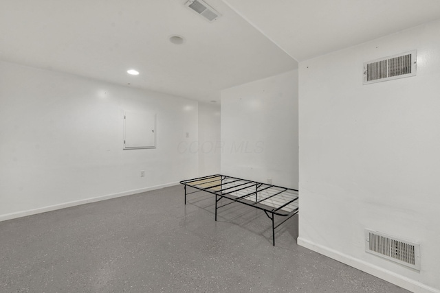 883 Mcnaughten Rd, Columbus, OH 43213 - empty room featuring recessed lighting and electric panel