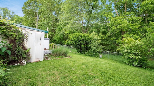 524 Ridgefield Rd, Newark, OH 43055 - view of yard