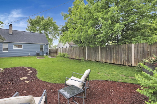 2538 Lexington Ave, Columbus, OH 43211 - view of yard featuring cooling unit