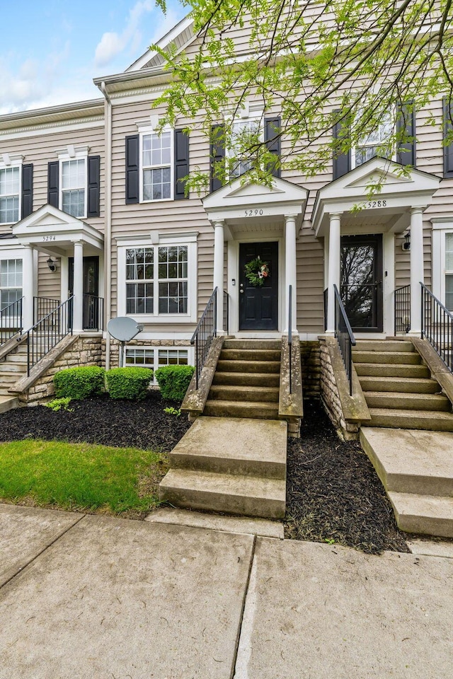 5290 Berthold Pass Dr, Dublin, OH 43016 - view of townhome / multi-family property