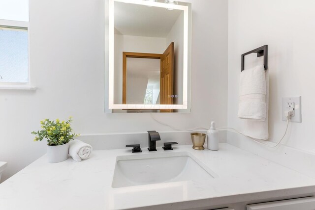 6641 Steen St, Canal Winchester, OH 43110 - bathroom with vanity