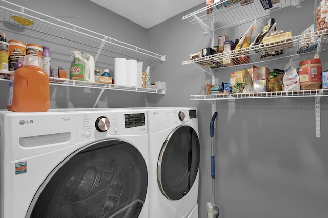 4057 Blendon Point Dr Unit 60A, Columbus, OH 43230 - washroom with washing machine and dryer