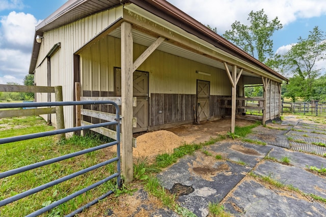 3753 Homer Rd NW, Utica, OH 43080 - view of horse barn