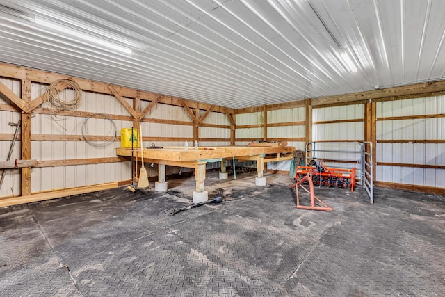3753 Homer Rd NW, Utica, OH 43080 - view of garage