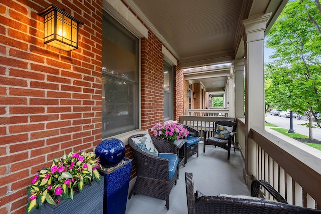 1054 Perry St, Columbus, OH 43201 - view of covered porch