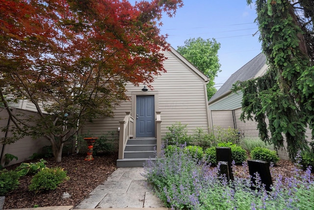 1054 Perry St, Columbus, OH 43201 - view of entrance to property