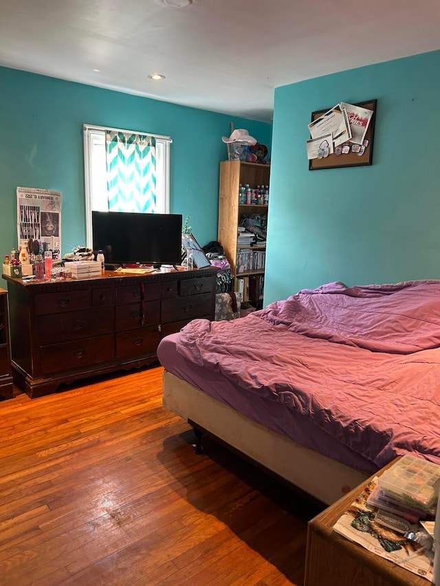 416 Reese Ave, Lancaster, OH 43130 - bedroom with light wood-style floors and recessed lighting