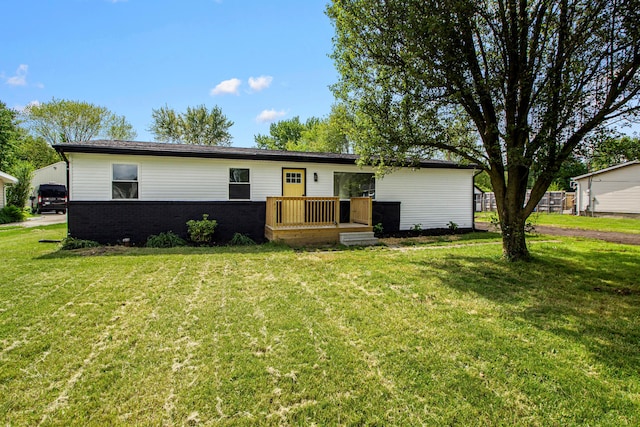 70 5th Ave SW, Etna, OH 43062 - view of front of property featuring a front yard