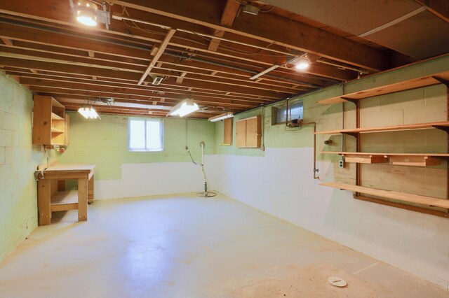 1602 Pleasantview Dr, Lancaster, OH 43130 - view of below grade area