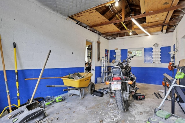 4209 Avery Rd, Hilliard, OH 43026 - exercise room with concrete block wall