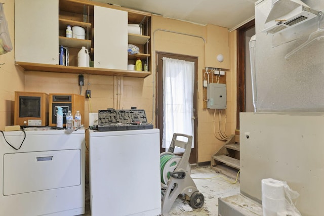 4209 Avery Rd, Hilliard, OH 43026 - laundry room with independent washer and dryer and electric panel