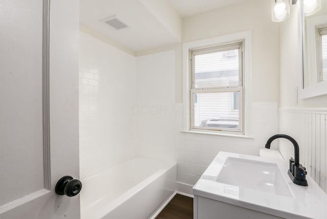 675 S Hague Ave, Columbus, OH 43204