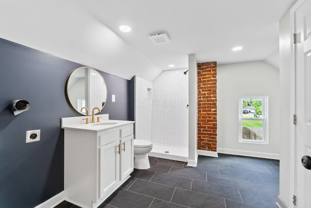 1805 Meriline Ave, Obetz, OH 43207 - full bath featuring vaulted ceiling, vanity, tiled shower, toilet, and baseboards
