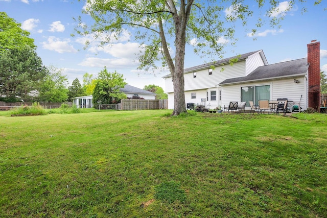 6897 Roundelay Rd N, Reynoldsburg, OH 43068 - view of yard featuring a patio area