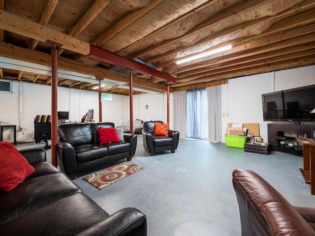 2870 Tarkman Dr, Nashport, OH 43830 - living area with concrete floors