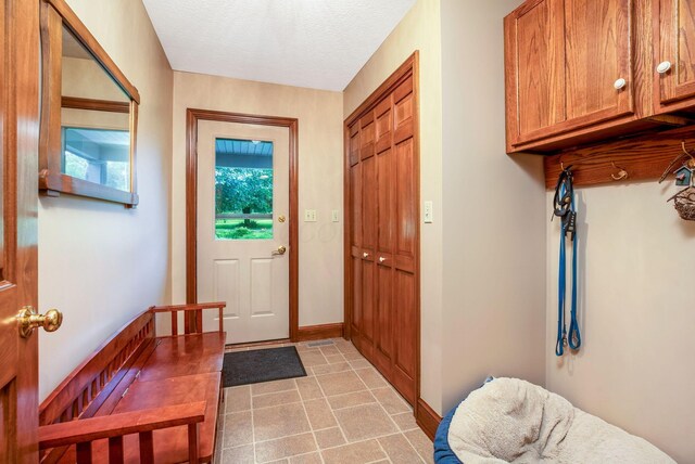 596 Stump Hollow Rd SE, Lancaster, OH 43130