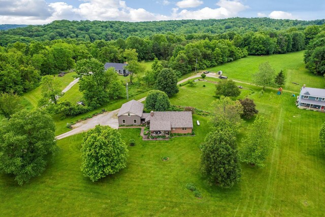596 Stump Hollow Rd SE, Lancaster, OH 43130