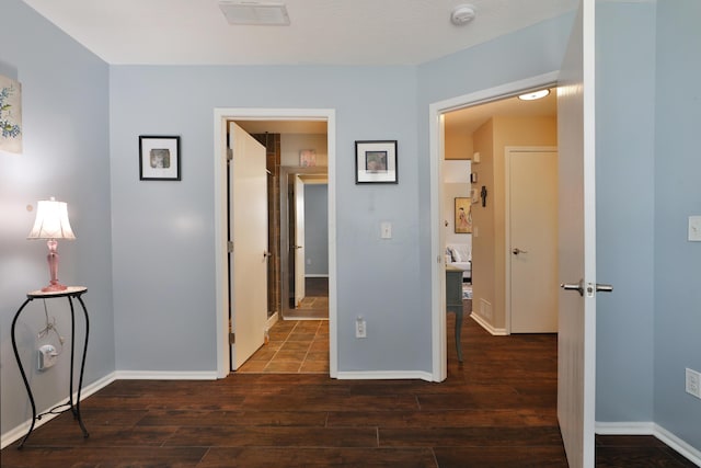 880 Village Brook Way, Columbus, OH 43235 - hallway featuring wood finished floors and baseboards