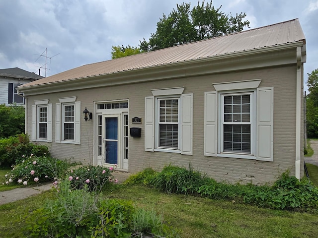 321 E Sandusky Ave, Bellefontaine, OH 43311 - photo 1