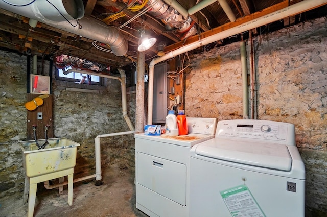 1875 King Ave, Columbus, OH 43212 - washroom with independent washer and dryer