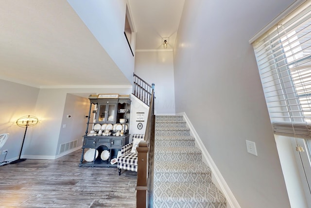 2096 English Turn Dr, Grove City, OH 43123 - staircase with wood finished floors and baseboards