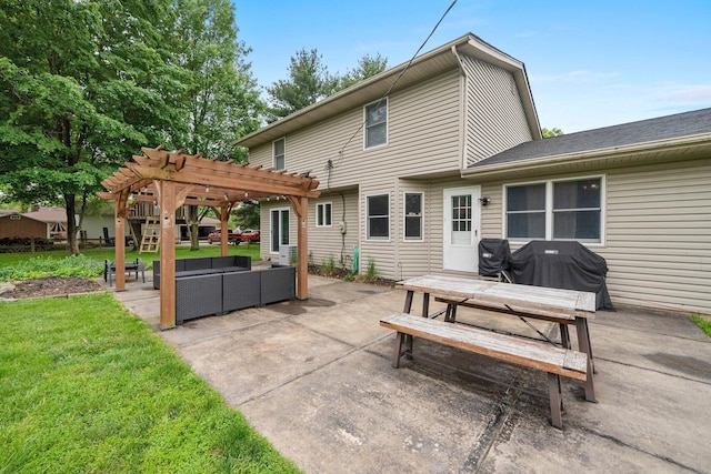 13682 Cobblestone Ln, Pickerington, OH 43147 - rear view of property featuring outdoor lounge area, a pergola, a patio area, and a yard
