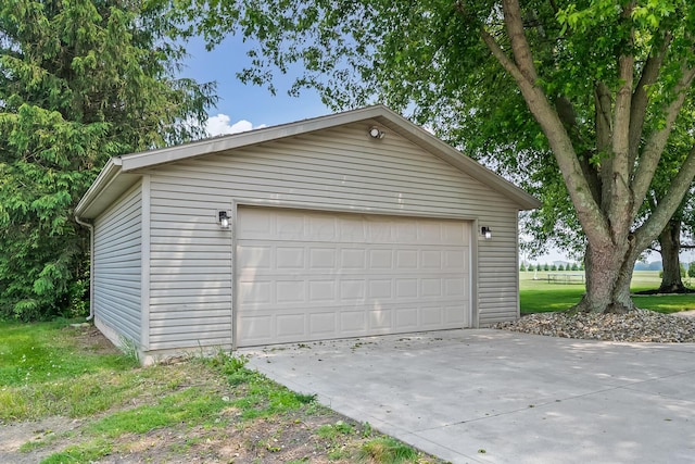3902 Maple Grove Rd, Marion, OH 43302 - view of detached garage