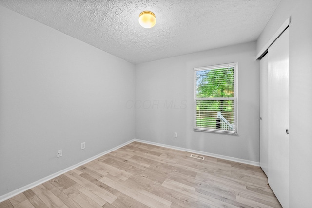 4435 Gaffney Ct, Columbus, OH 43228 - photo 17
