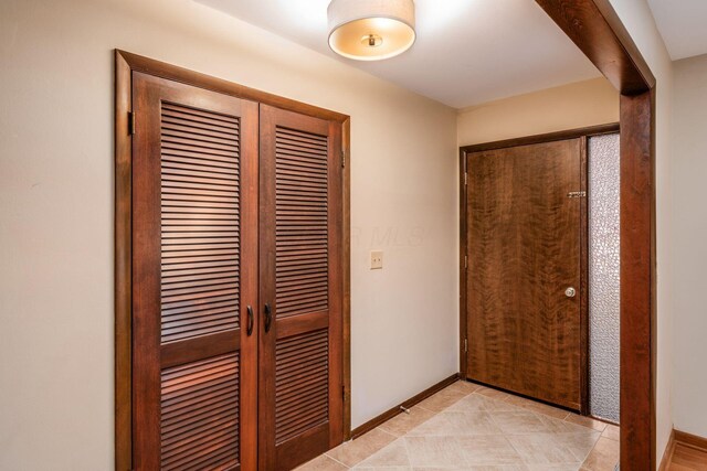 1425 Park Ridge Dr, Columbus, OH 43235 - photo 5
