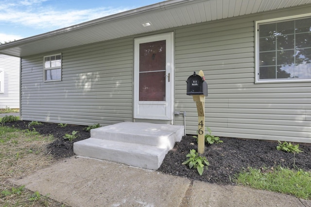 46 S 24th St, Newark, OH 43055 - view of doorway to property