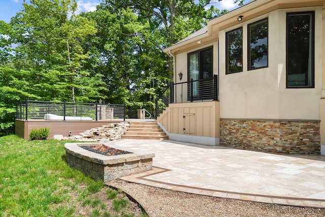 5633 Travis Pointe Ct, Westerville, OH 43082 - view of yard with a patio area and stairway