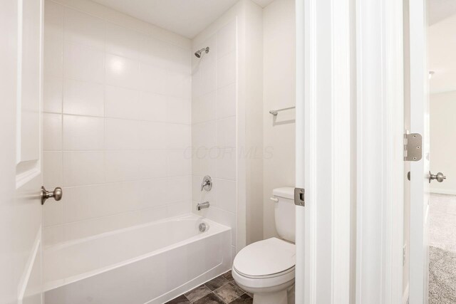 7014 Aster Way, Plain City, OH 43064 - full bathroom with toilet and shower / washtub combination