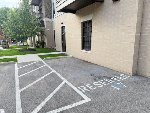 1670 E Broad St Unit 208, Columbus, OH 43203