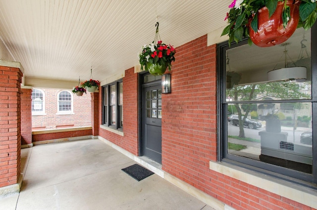 37 W 2nd Ave, Columbus, OH 43201 - view of covered porch