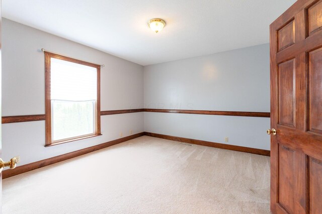 5103 Johnstown Alexandria Rd, Johnstown, OH 43031 - unfurnished room with light carpet and baseboards