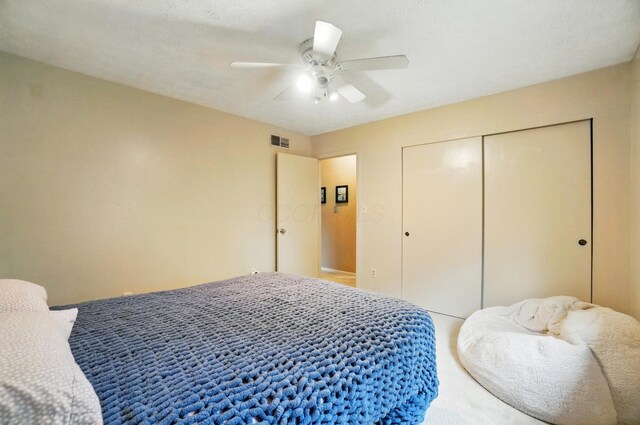 2517 Slateshire Dr, Dublin, OH 43016 - bedroom featuring a closet and a ceiling fan