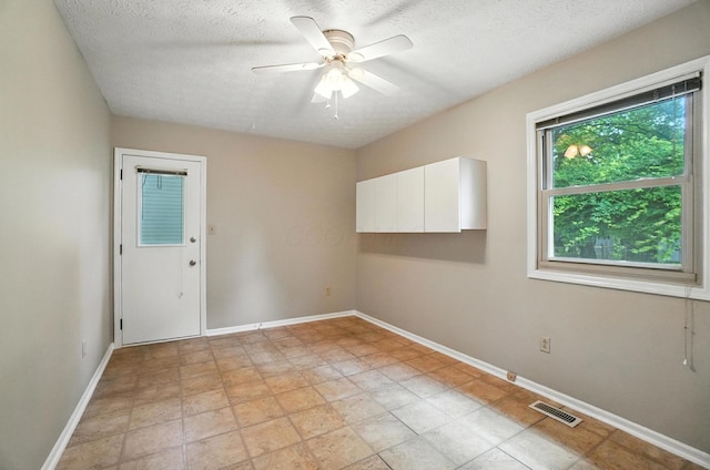 2517 Slateshire Dr, Dublin, OH 43016 - photo 23