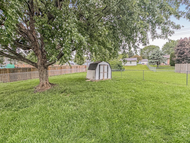 435 Alison Ct, Lancaster, OH 43130 - view of yard